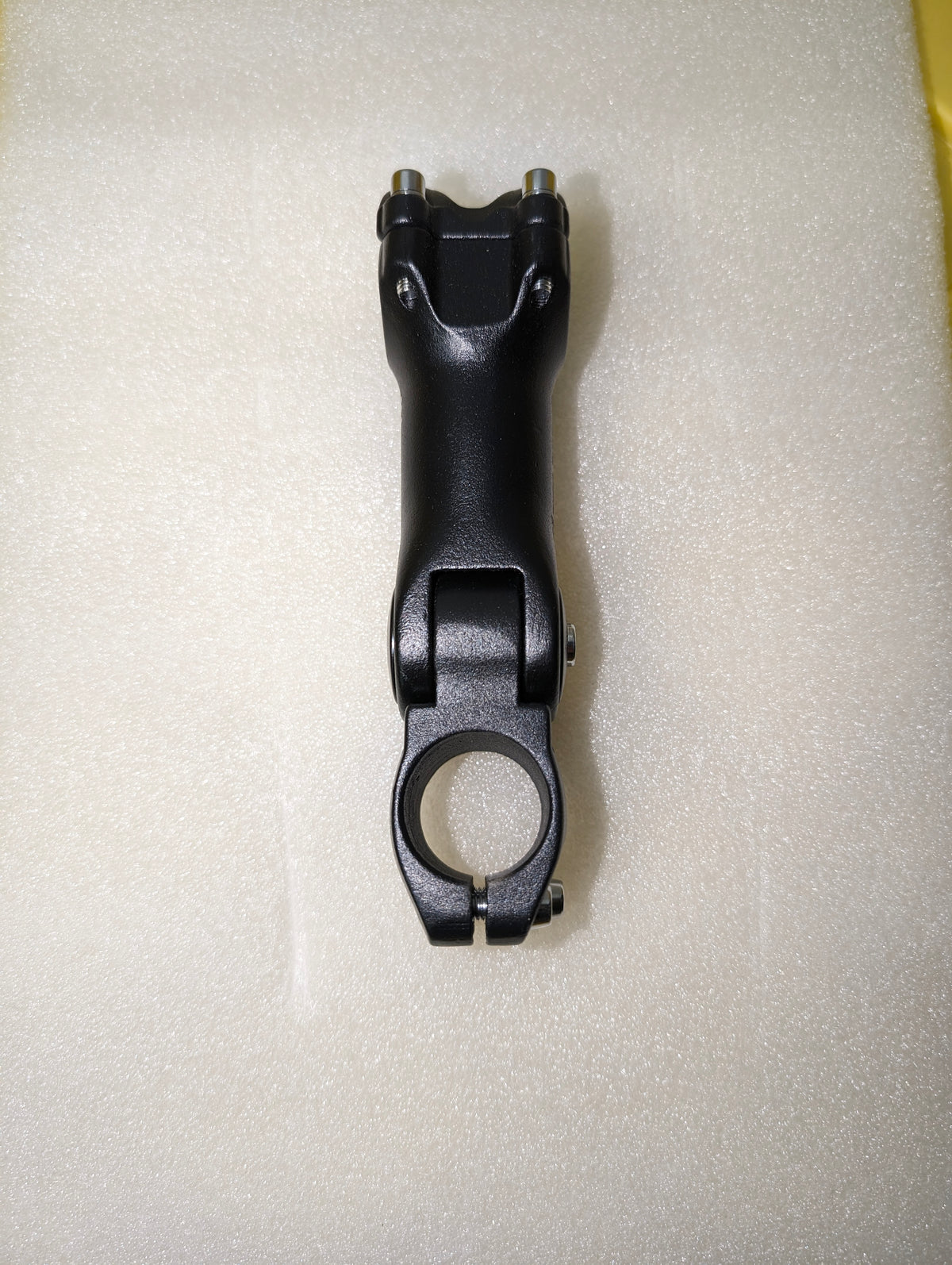 Adjustable handlebar mount